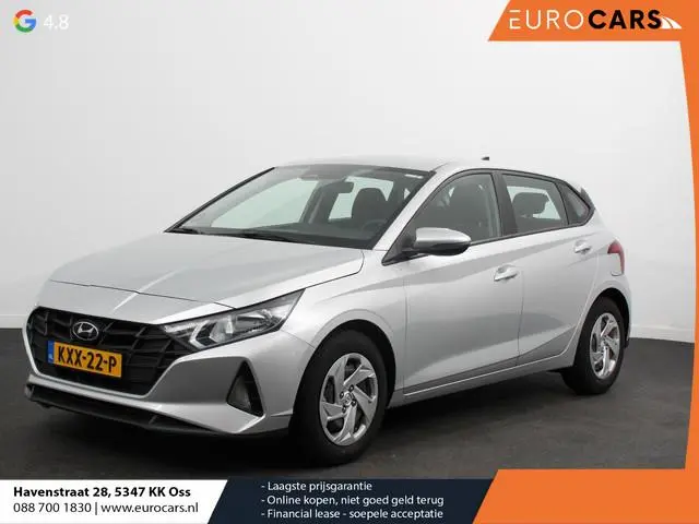 Hyundai i20 1.2 MPI Essential Navigatie Apple CarPlay Android Auto Camera Parkeerhulp achter Cruise...