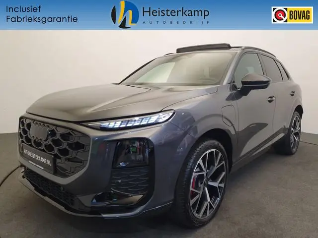 Audi Q3 1.5 200kW e-hybrid S-Line Tech Pro, Trekhaak, Sonos, Pano, Memory