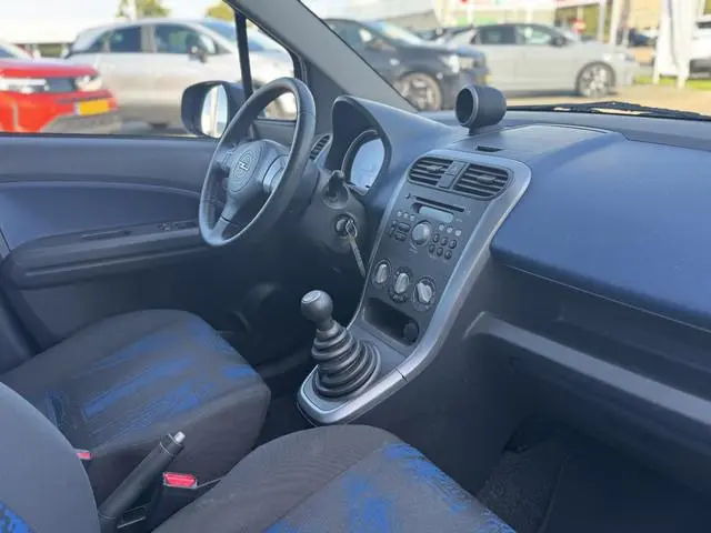 Opel Agila
