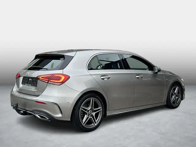 Mercedes-Benz A-klasse 180 Business Solution AMG | Trekhaak | Cruise Control | Stoelverwarming
