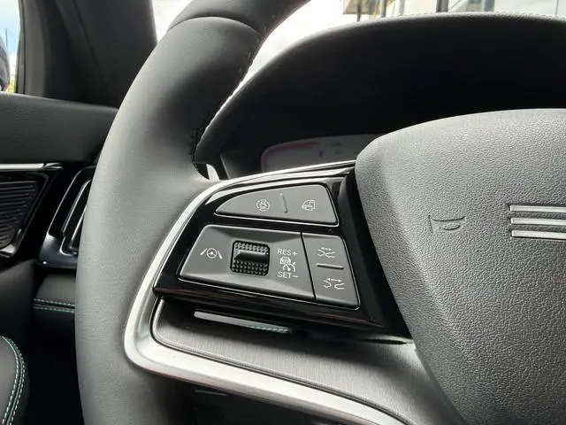 BYD SEAL U