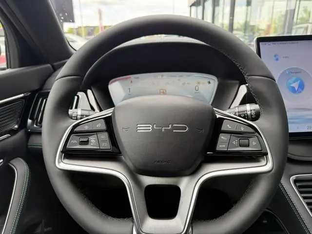 BYD SEAL U