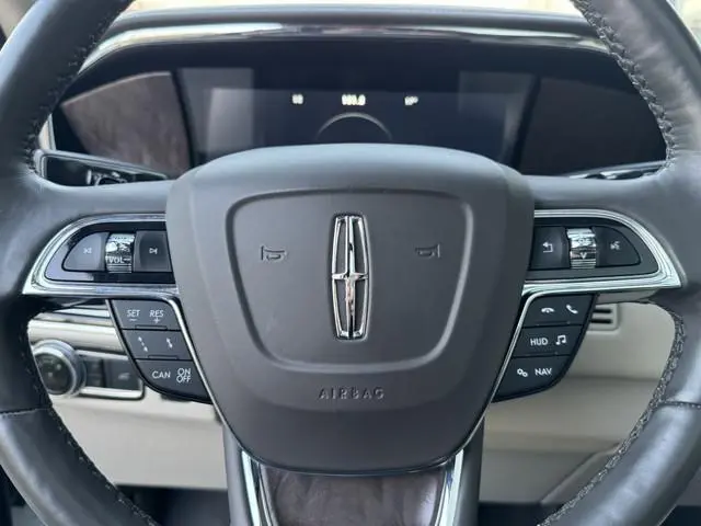 Lincoln Navigator