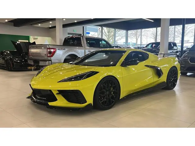 Corvette C8 C8 3LT Stingray Convertible R-Pack