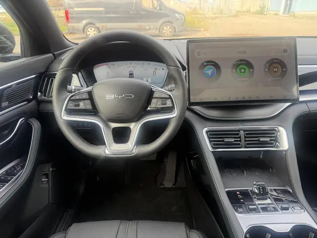 BYD SEAL U