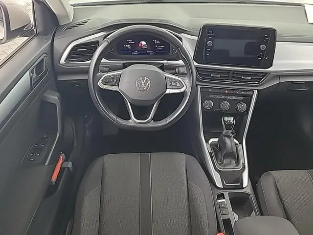 Volkswagen T-Roc 1.0 TSI Life 75 Edition 1e-Eig. & Dealer-Onderh. BOVAG-Garantie. NL-Auto.