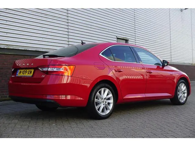 Skoda Superb 1.4 TSI iV Business Edition Plus/TREKHAAK/CAMERA!
