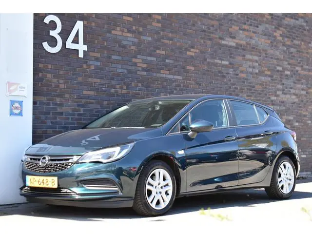 Opel Astra 1.6 CDTI Online Edition