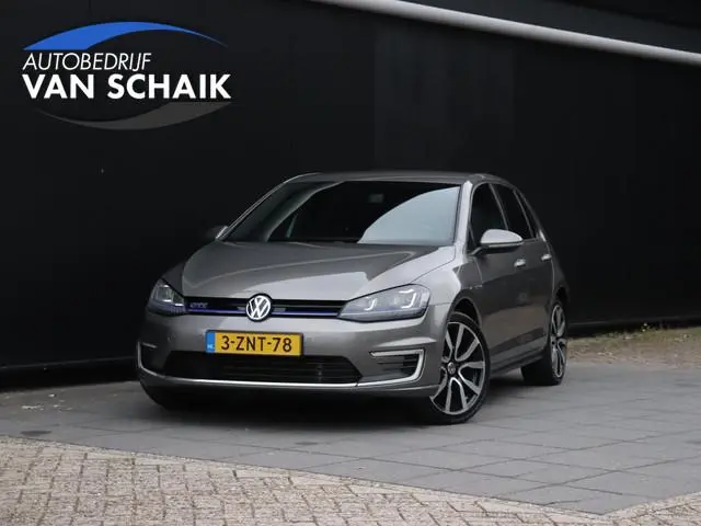 Volkswagen Golf 1.4 TSI GTE | DSG | PDC | TREKHAAK | CRUISE | NAVI |