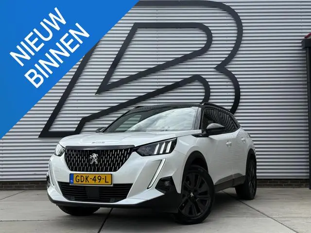 Peugeot 2008 1.2 PureTech GT 1e Eigenaar|Pano|Carplay|i-Cockpit|Camera|Stoelverw|PDC V+A|Navi|APK to...