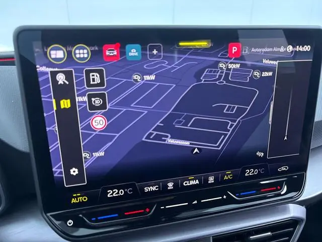 Seat Leon Sportstourer FR Business Intense 1.5 eTSI 150 pk Automaat | Verlengde garantie | Navigatie...