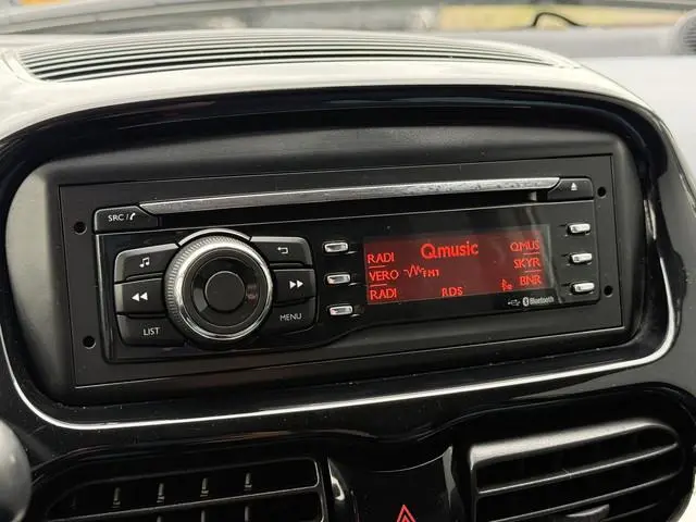 Peugeot iOn