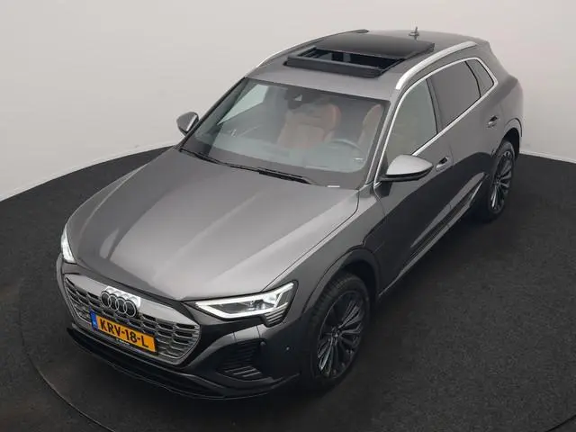 Audi Q8 e-tron