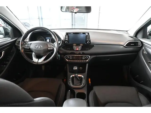 Hyundai i30 Wagon 1.4 T-GDI Comfort Clima Navigatie Camera Trekhaak Rijklaarprijs Inruil Mogelijk!