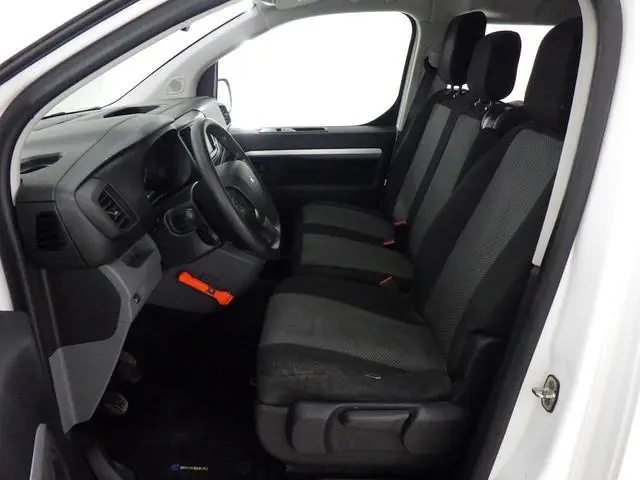 Peugeot Expert 2.0 BlueHDI 145pk Long Premium DC