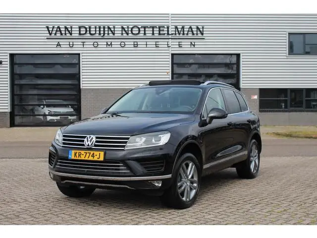 Volkswagen Touareg 3.0 TDI Highline / Panoramadak / Luchtvering