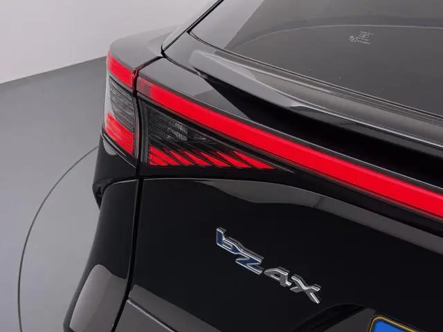 Toyota bZ4X Dynamic 71 kWh  | mega compleet EN RIJKLAAR GEPRIJSD INCL. 10 JAAR TOYOTA GARANTIE