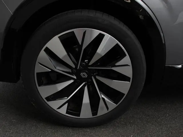 Renault Rafale