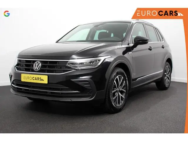 Volkswagen Tiguan 1.5 TSI 150pk Automaat Life  Navigatie Apple Carplay/Android Auto Climate Control...
