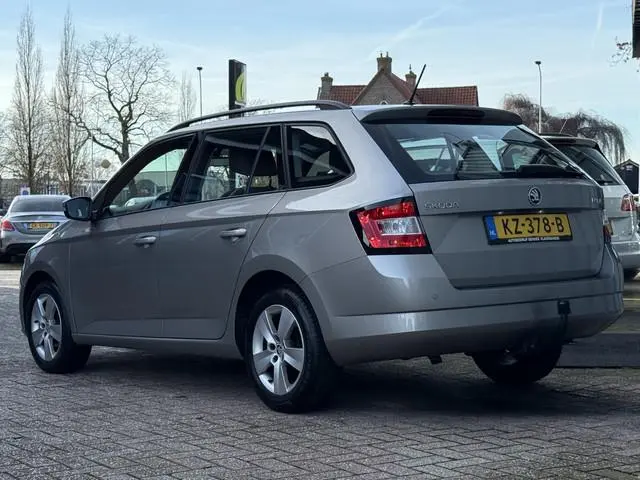 ŠKODA Fabia Combi. 1.2 TSI Ambition Business | 1e EIGENAAR | TREKHAAK | NAVI | PDC | CRUISE |