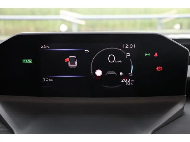 Toyota CHR +