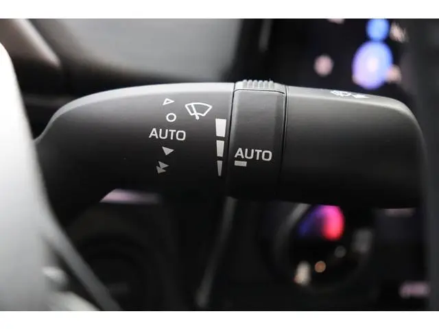 Toyota CHR +