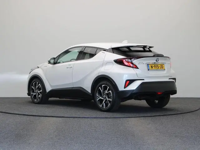 Toyota C-HR 1.8 Hybrid Business Plus | Stoel en Stuurwielverwarming | Apple Carplay & Android Auto |...