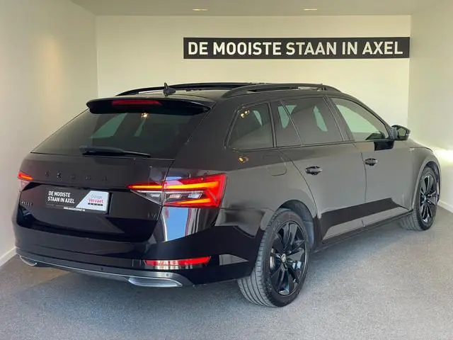 ŠKODA Superb Combi 1.4 TSI iV Sportline Business