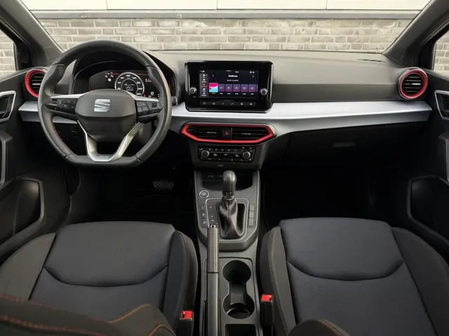SEAT Ibiza 1.0 EcoTSI FR | LED | ACC | Carplay | Camera | Virtual Cockpit | PDC | Climate |