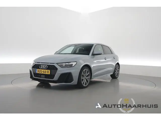 Audi A1 Sportback 30 Tfsi  S-Line | Arrow Gray | | Rijklaar! | Cruise Control | Camera + PDC A | Sto...
