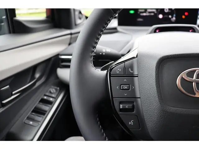 Toyota CHR +