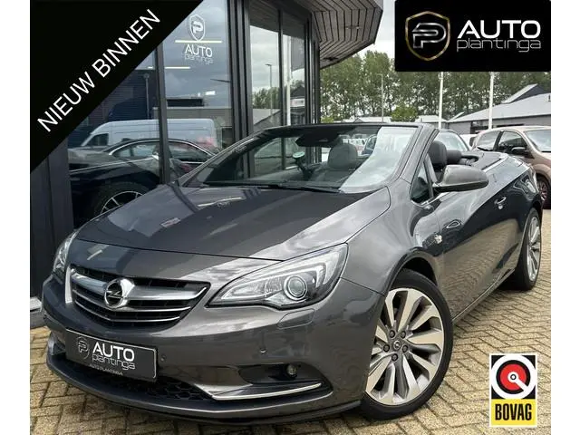 Opel Cascada 1.4 Turbo ecoFLEX Cosmo 140PK | Lederen Bekleding | Luxe Stoelen | Stoelverwarming | Bi...