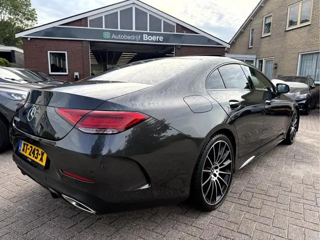 Mercedes-Benz CLS