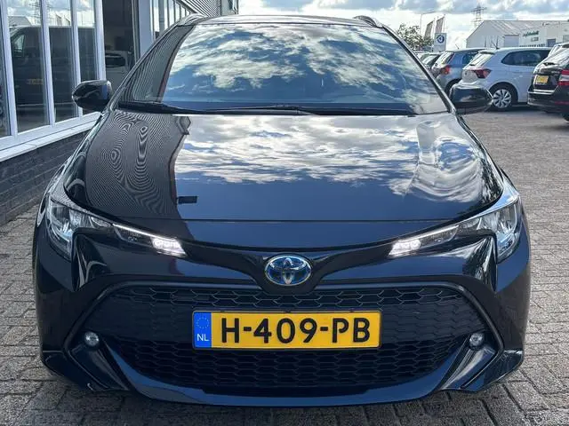 Toyota Corolla Touring Sports 2.0 Hybrid Business Plus | Stoelverwarming | Achterruitrij Camera | La...
