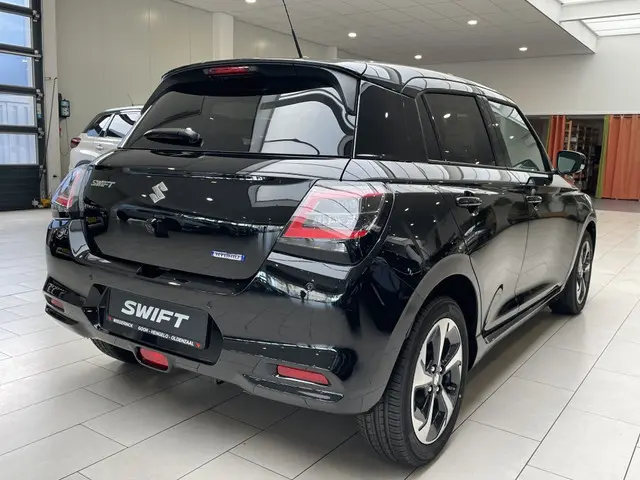 Suzuki Swift 1.2 Style Smart Hybride [ 10JAAR GARANTIE I CARPLAY | ACC