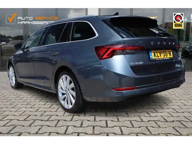 ŠKODA Octavia Combi 1.4 TSI iV PHEV Business Edition | ACC | Camera | 18 Inch |