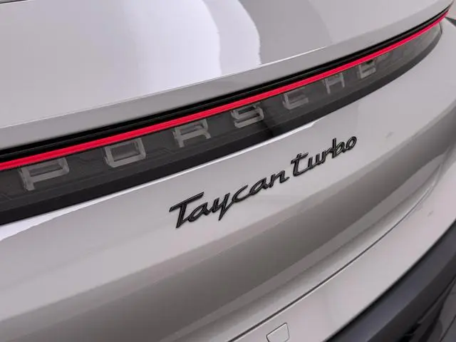 Porsche Taycan