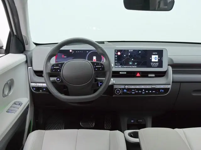 Hyundai IONIQ 5 Lounge 77.4 kWh | SOH 97,0% Aviloo | Trekhaak | Licht interieur
