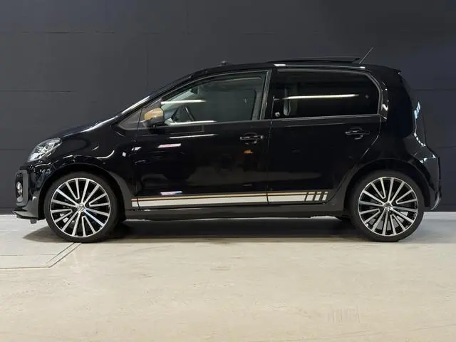 Volkswagen Up! 1.0 TSI BMT up! beats | Camera | Panoramadak | Stoelverwarming