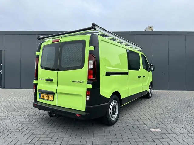 Renault Trafic 1.6 dCi / L2H1 / 1e EIG. / LED / BOTT INRICHTING / IMPERIAAL / TREKHAAK / NAVI / AIRC...