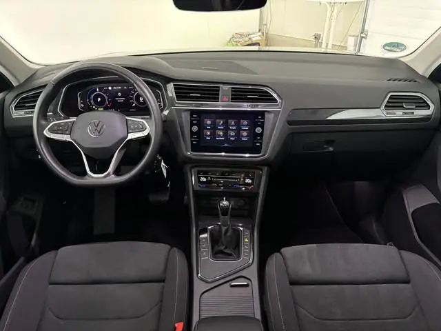 Volkswagen Tiguan 1.4 TSI eHybrid Elegance | ALL-IN PRIJS | TREKHAAK |