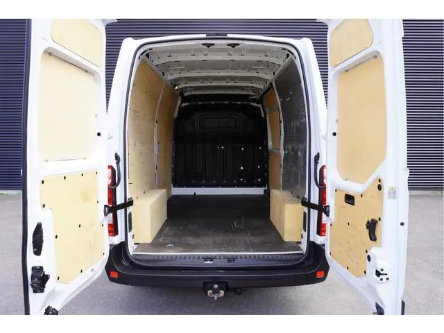 Nissan NV400 131pk L2H2 Optima Camera Cruise control Trekhaak Airco