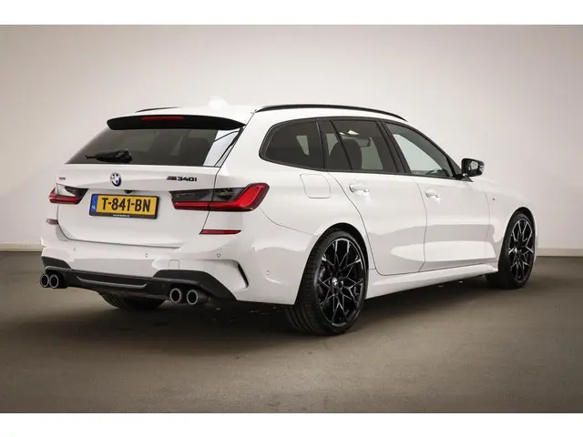 BMW 3-serie Touring M340i xDrive High Executive | COPILOT / COMFORT ACCES- PACK | LASER LED | PANORA...
