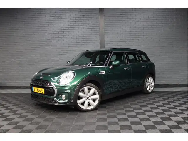MINI Clubman 2.0 Cooper S Chili Serious Business | PANORAMADAK | HUD | AUTOMAAT | HARMAN KARDON | XE...