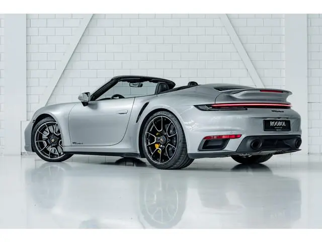Porsche 911 Cabrio 3.8 Turbo S | GT Silver | Sport Exhaust | Burmester Sound |