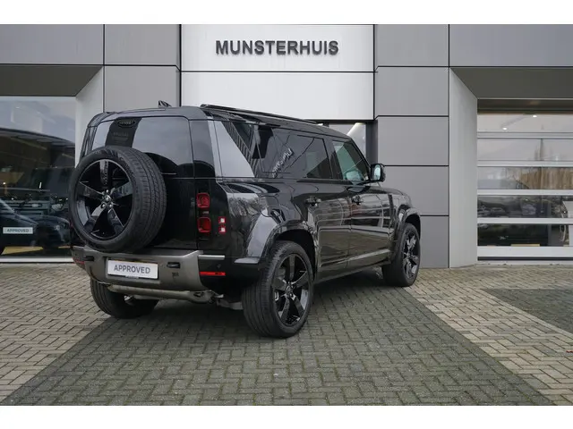 Land Rover Defender 110 P300e 110 X-Dynamic SE | Voorstoelen verwarmd | Meridian | Schuif/Kantel dak...