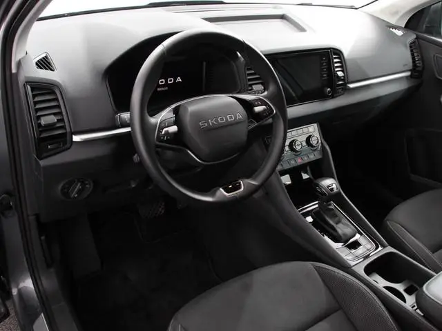 Skoda Karoq 1.5 TSI 150pk Automaat Selection  Navigatie Apple Carplay/Android Auto Camera Parkeer se...