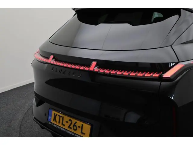 Lynk & Co 08