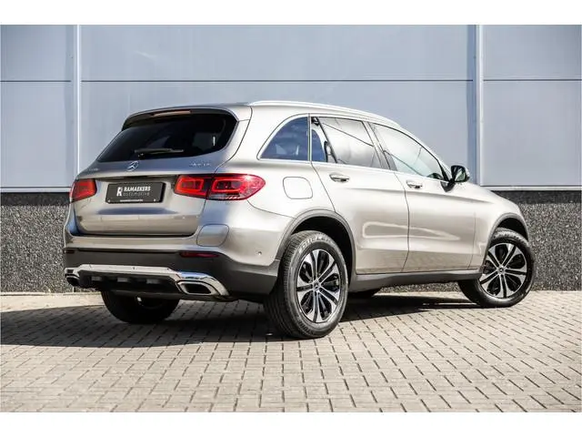 Mercedes-Benz GLC-klasse 300e 4MATIC Camera / Leder / Led / Chroom