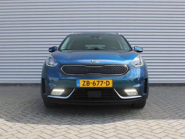 Kia Niro 1.6 GDi Hybrid ExecutiveLine | Trekhaak | Stuur-/stoelverwarming + ventilatie | Camera | Cr...